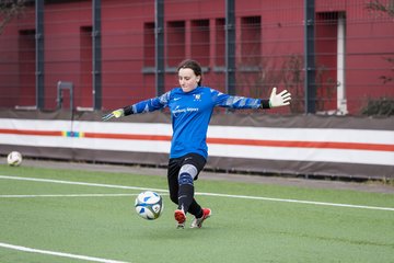Bild 60 - wBJ FC St. Pauli - Walddoerfer SV : Ergebnis: 3:4